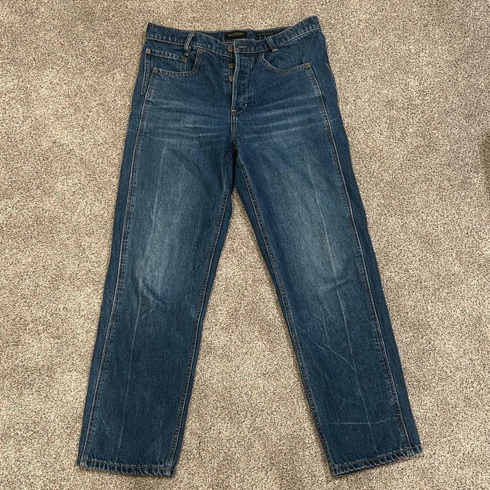 Banana Republic High Rise Straight RANGER Jean Medium Wash. Size 29
Like New